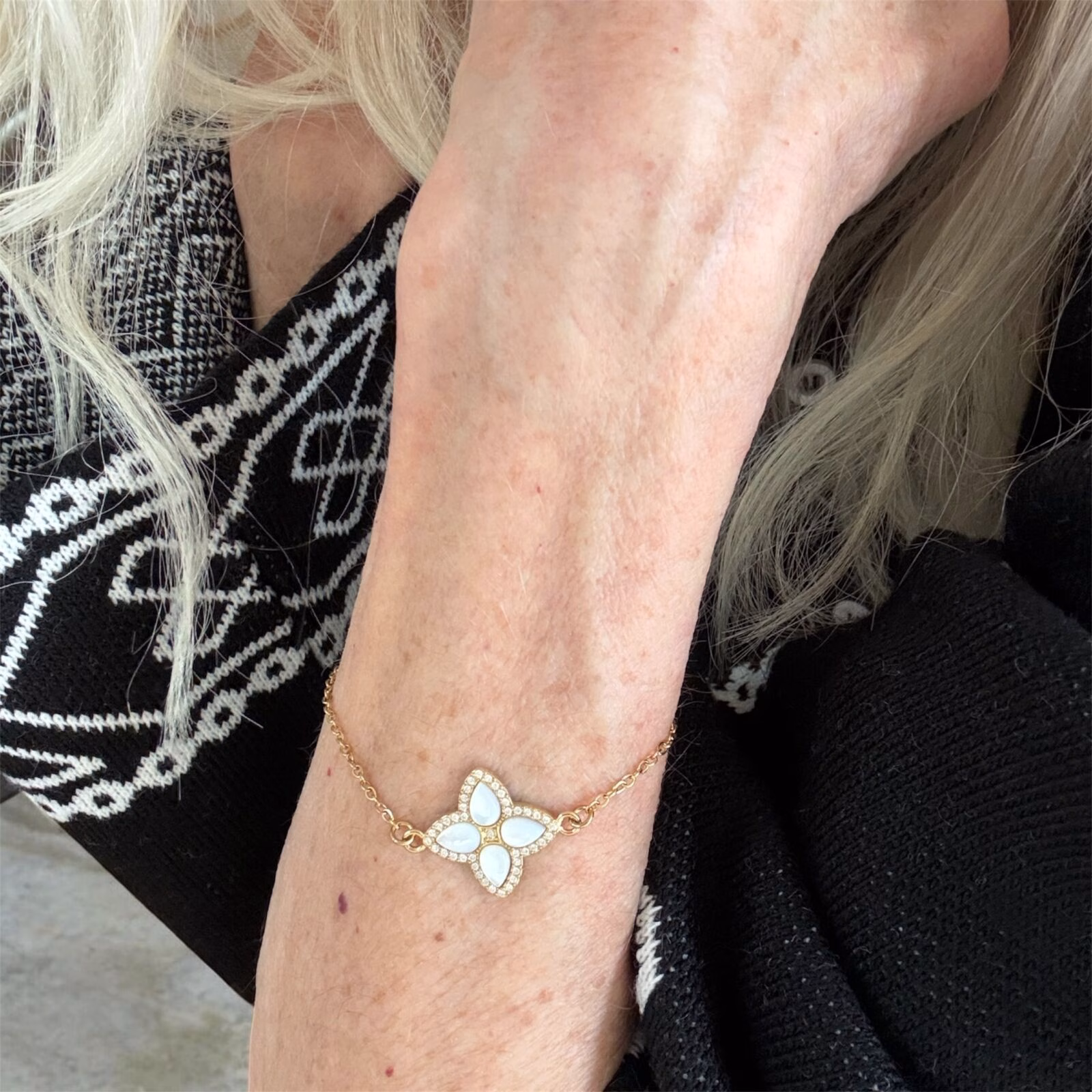 Diamanten Geluksbloem armband - Afbeelding 8