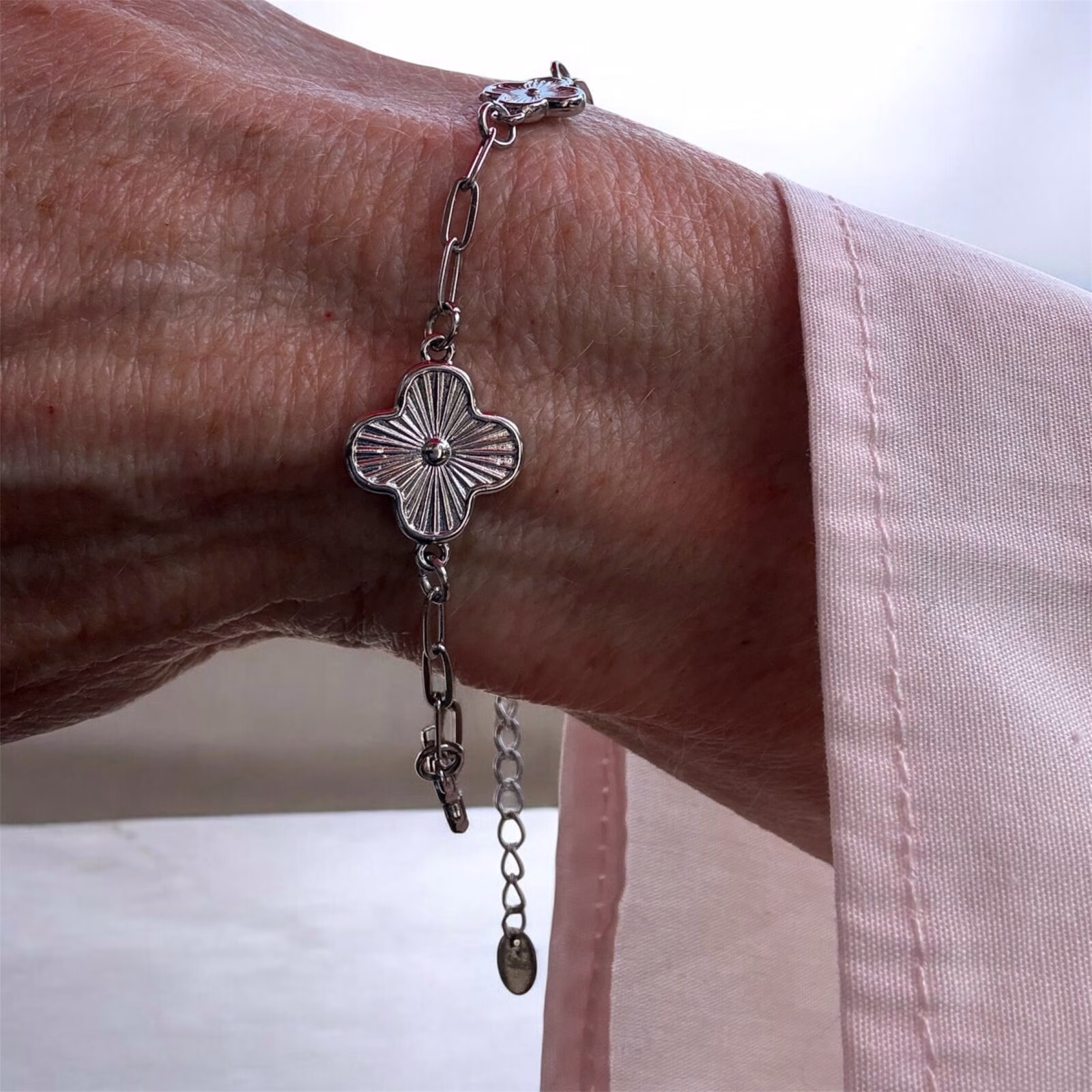 Parelmoer klavertje vier armband - Afbeelding 9