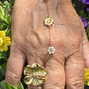 Parel Bloem Handketting