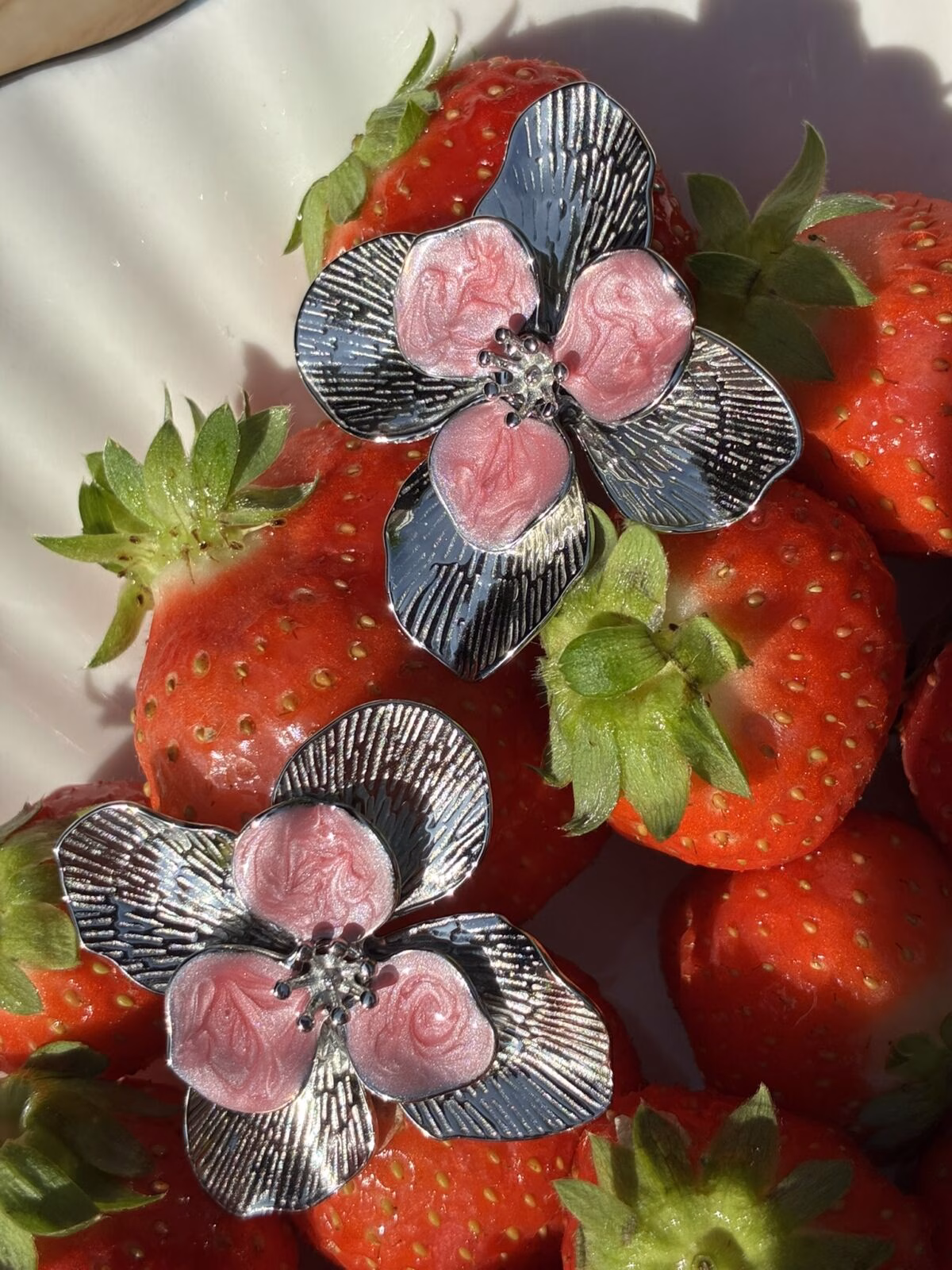 Statement oorbellen met grote bloem - Afbeelding 5
