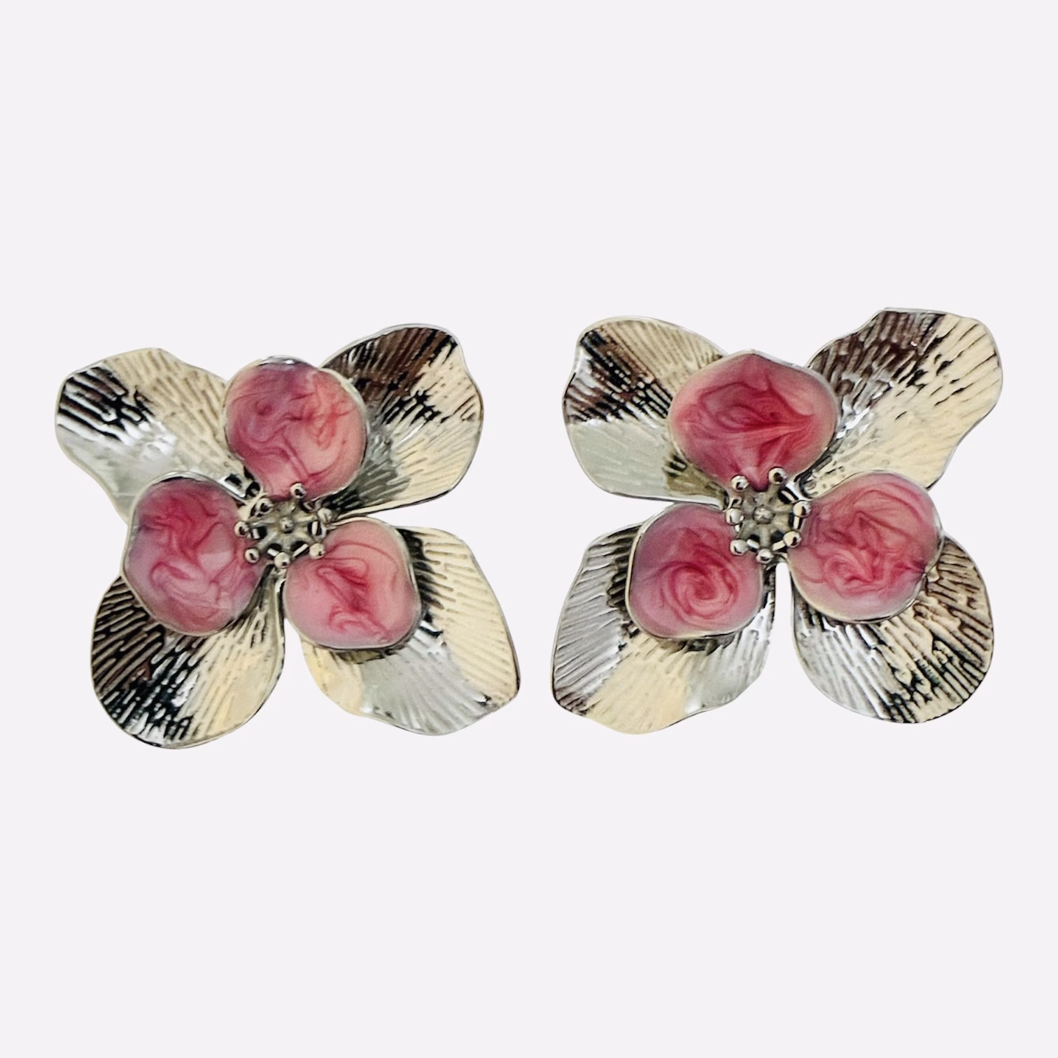 Statement oorbellen met grote bloem